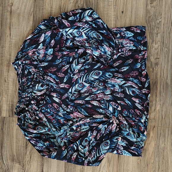 Talbots Tops - EUC Sheer feather blouse